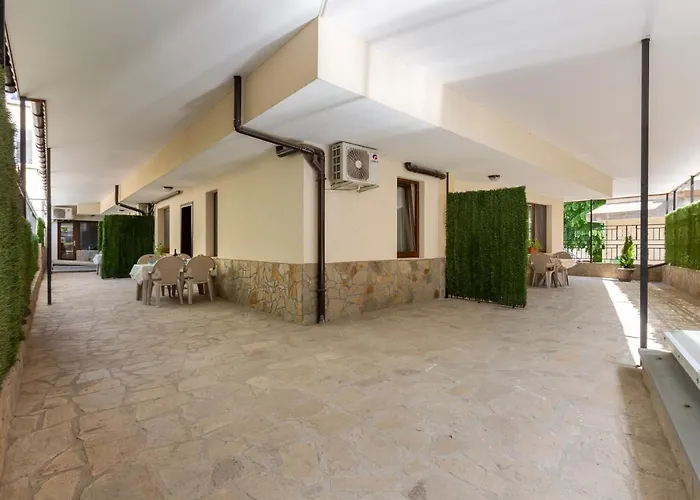 Flora 1 Appartamento *