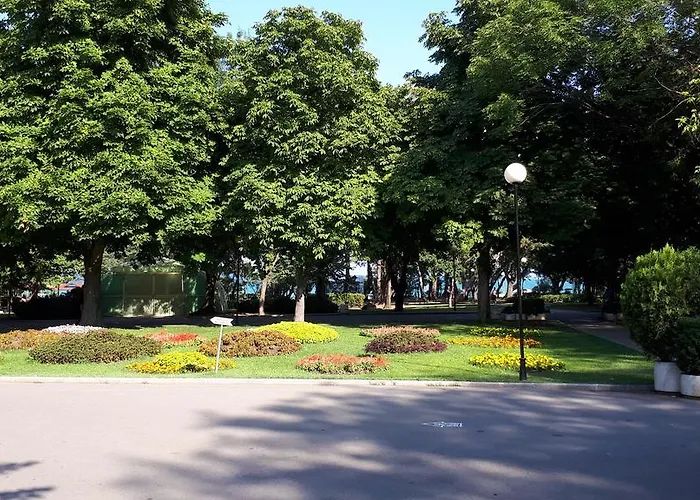 Flora 1 Appartement Burgas